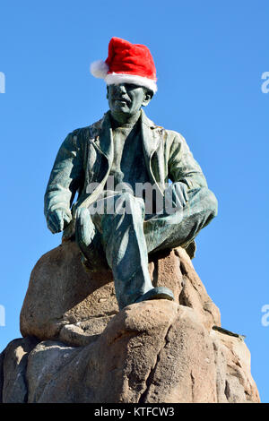 Monterey, California, Stati Uniti d'America - 29 Novembre, 2017. Scultura di scrittore americano John Steinbeck, come parte del Cannery Row monumento mi Foto Stock