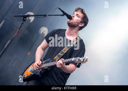 Il British rock duo di sangue reale esegue un concerto dal vivo presso il norvegese music festival Øyafestivalen 2014. Il duo è composto da cantante e il bassista Mike Kerr (foto) e il batterista Ben Thatcher. Norvegia, 09/08 2014. Foto Stock