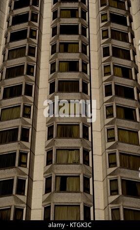 Il Park Tower Knightsbridge Hotel, 1973. Londra, Regno Unito. Dicembre 2017. Foto Stock