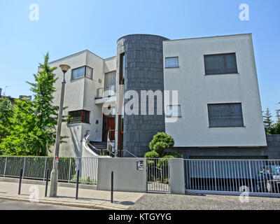 L'immagine intitolata "BDG Sielanka 14 07 2013" rappresenta probabilmente un momento catturato in un luogo chiamato Sielanka il 14 luglio 2013. È probabile che si tratti di un evento o di una scena di rilevanza locale. Foto Stock