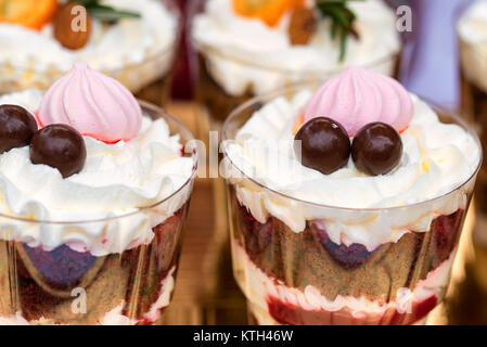 Panacota dessert italiano in vetro Foto Stock