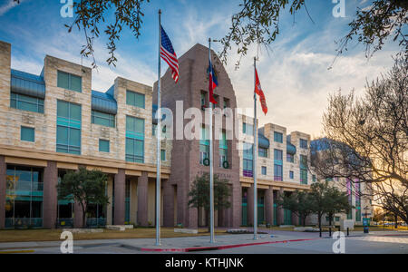 Frisco City Hall di Frisco, Texas. Frisco è una città in Collin e Denton contee in Texas, nel Dallas-Fort Worth metroplex. Foto Stock