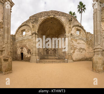 Rovine della vecchia chiesa di San Juan Capistrano mission Foto Stock