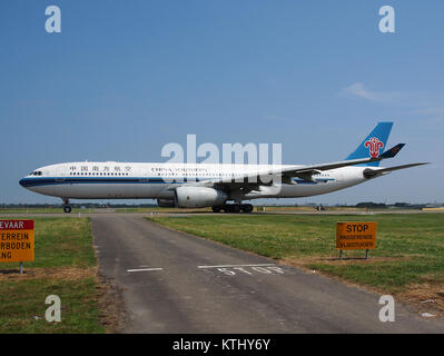 B 6501 Airbus A330 343E da China Southern Airlines pic3 Foto Stock