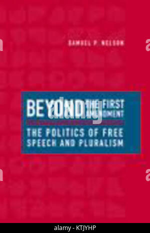 "Beyond the First Amendment” esplora l'impatto della libertà di parola e i suoi confini all'interno degli Stati Uniti. Affronta l'evoluzione delle interpretazioni giuridiche, delle sfide per la società e del delicato equilibrio tra diritti e responsabilità. Foto Stock
