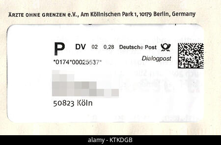 La Fensterbriefumschlag DV Freimachung Dialogpost del 2016 è una busta speciale progettata per i servizi postali ufficiali in Germania. Viene utilizzato per inviare invii postali tramite Dialogpost, evidenziando il design postale in Germania. Foto Stock