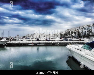 Attrazioni di Puerto Banús. Puerto Banus a Marbella, Spagna. Foto Stock