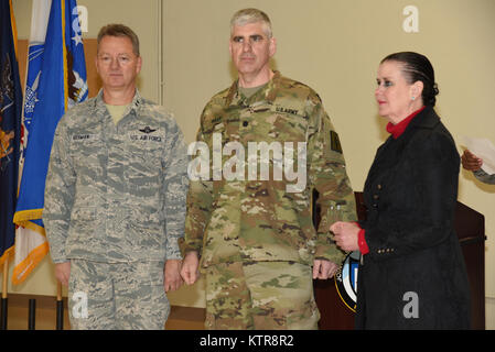 JTFES - COL Riley promozione Foto Stock