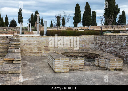 Italica (nord di giorno moderno Santiponce, 9 km NW di Siviglia, Spagna) è un magnifico e ben conservato di città romana e il luogo di nascita di imperatore romano Foto Stock