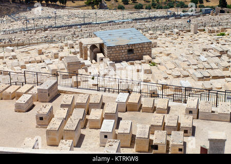 Antico Cimitero Ebraico sul Monte degli Ulivi di Gerusalemme Foto Stock