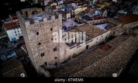 Torre medievale di Pietramontecorvino, Italia. Foto Stock