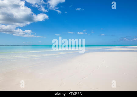 Spiaggia di Treasure Cay, Great Abaco, Abaco, Isole Bahamas, West Indies, America Centrale Foto Stock