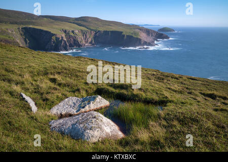 Scogliere, Arranmore Island, County Donegal, Ulster, Repubblica di Irlanda, Europa Foto Stock