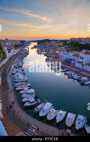 Centro storico di Porto, Ciutadella, Menorca, isole Baleari, Spagna, Mediterraneo, Europa Foto Stock