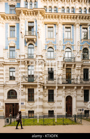 Art Nouveau architettura nel centro di Riga, Lettonia, Paesi Baltici, Europa Foto Stock