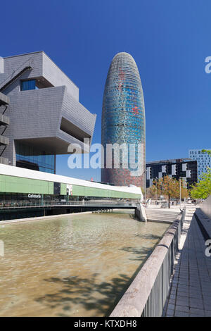 Torre Agbar, architetto Jean Nouvel, Plaça de les Glories Catalanes, Barcellona, in Catalogna, Spagna, Europa Foto Stock