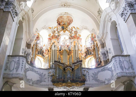 Xviii secolo organo principale in Saint Mang Basilica di Fussen, Baviera, Germania, da Andreas Jager. Foto Stock