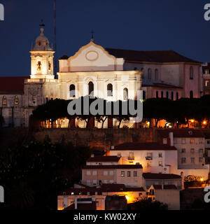 La chiesa e il convento di Graca (Igreja e Convento da Graca) a Lisbona, Portogallo. Foto Stock