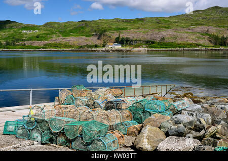 La Scozia, altopiani, Kylesku, aragosta ceste in foro Gleann Dubh, Schottland, altopiani, Hummerkörbe am Loch Gleann Dubh Foto Stock