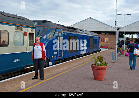 Classe 68 locomotiva diesel-elettriche a Great Yarmouth stazione ferroviaria, REGNO UNITO Foto Stock