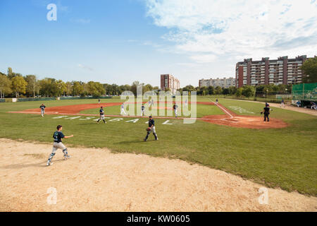 Zagabria, Croazia - 09 settembre 2017: Baseball match tra Baseball Club di Zagabria e BK Olimpija 83. Baseball gioco di baseball sul campo da gioco Foto Stock