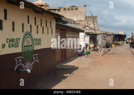 "Cristo Re dei re School' in Jamestown Villaggio di Pescatori, Jamestown, Accra, Ghana Foto Stock