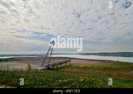 Mare Lusatian paese, bassa sede tiepida, terrazze IBA, mare ponte di Gro?r?schener Ilse lago, Lausitzer Seenland, Niederlausitz, IBA Terrassen, Seebrü Foto Stock