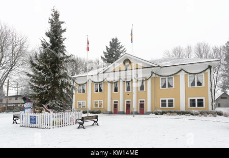 Albero di natale, Fort Langley Community Hall, Fort Langley, British Columbia, Canada. Foto Stock