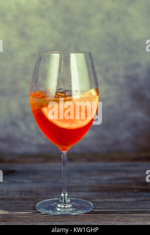 Bicchiere di Aperol Spritz cocktail Foto Stock
