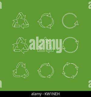 Raccolta di delineato il riciclaggio segni isolati su sfondo verde Illustrazione Vettoriale