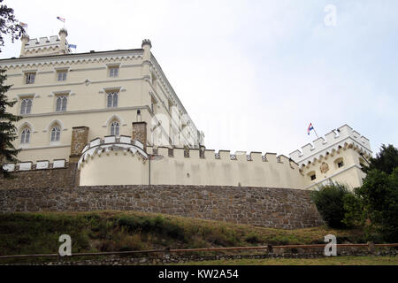 Trakoshchan Castello sulla sommità della collina in Croazia Foto Stock