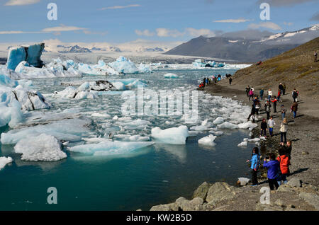 L'Islanda, la laguna glaciale J?kuls??rloN nel parco nazionale di Vatnaj?kull, Isola, Gletscherlagune Jökulsárlón im Nationalpark Vatnajökull Foto Stock