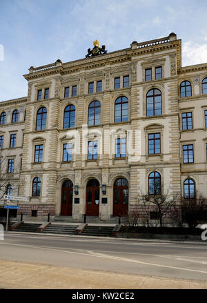 Chemnitz, preside dell'ufficio edificio dell'Università di tecnologia per la strada delle nazioni, Rektoratsgebäude der TU an der Strasse der Nation Foto Stock