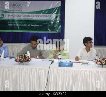 Il meeting BGBC è un incontro incentrato su argomenti relativi al business, alla governance e allo sviluppo della comunità. I partecipanti si impegnano in discussioni volte a promuovere la crescita e la collaborazione tra i settori. Foto Stock