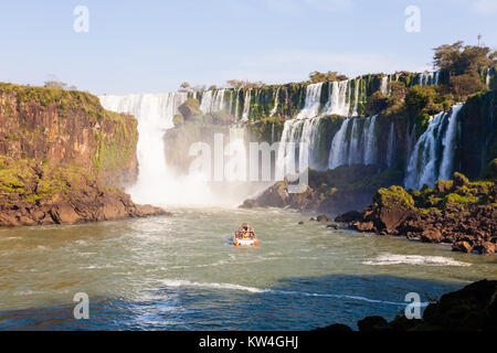 Panorama da Iguazu Falls National Park, Argentina. Sito del Patrimonio mondiale. Sud America viaggi avventura Foto Stock