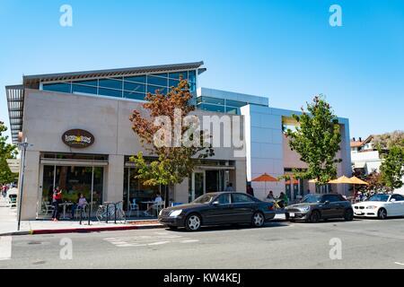 Philz Caffè nella Silicon Valley Town di Palo Alto, California, 25 agosto 2016. Philz Caffè è un popolare punto di incontro per gli imprenditori di tecnologia. Foto Stock