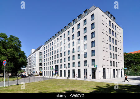 Holiday Inn Express train Hotel Dresden, Holiday Inn Express Hotel Foto Stock