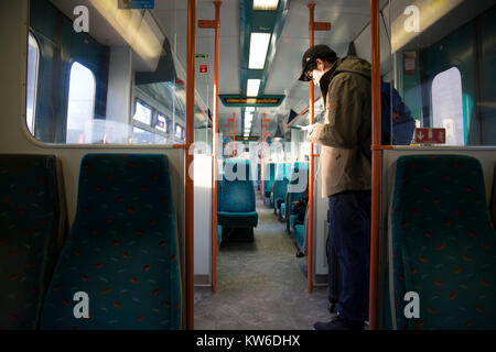 Gli stranieri in viaggio in Glasgow Foto Stock