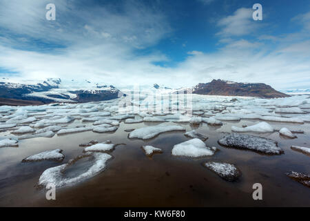 Iceberg in Fjallsarlon laguna glaciale Foto Stock