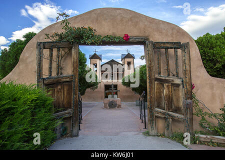 La Chiesa Santuario di Chimayo, Nuovo Messico Foto Stock
