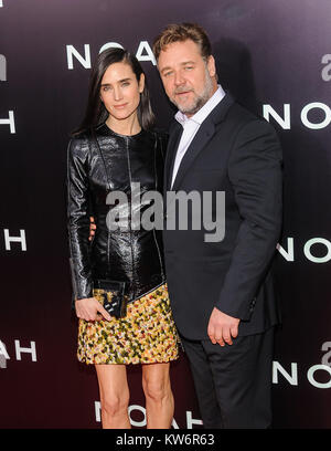 NEW YORK, NY - MARZO 26: Jennifer Connelly, Russell Crowe assiste il "Noè' New York Premiere al Teatro Ziegfeld su Marzo 26, 2014 in New York City People: Jennifer Connelly, Russell Crowe Foto Stock