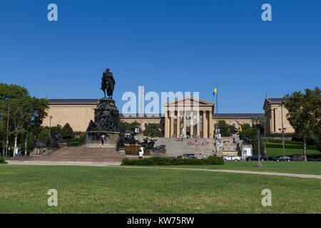 Il Washington Monument fontana nella parte anteriore del Philadelphia Museum of Art, Philadelphia, PA, Stati Uniti d'America. Foto Stock