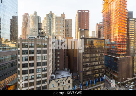 Vista dell'upper west side di Manhattan da una hgh vantage point su Broadway, New York Foto Stock