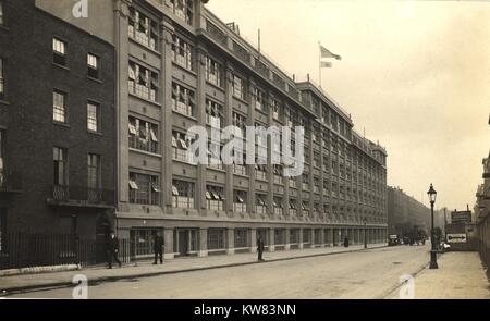Vista esterna del re George Ospedale Militare lungo Stamford Street, Londra, Inghilterra, 1915. Foto Stock