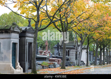 Pere Lachaise cimitero, Parigi, Francia Foto Stock