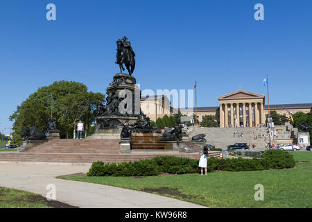 Il Washington Monument fontana nella parte anteriore del Philadelphia Museum of Art, Philadelphia, PA, Stati Uniti d'America. Foto Stock