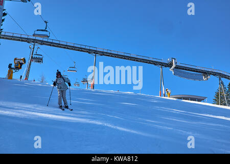 WINTERBERG, Germania - 14 febbraio 2017: sat carosello sciistico Winterberg Foto Stock