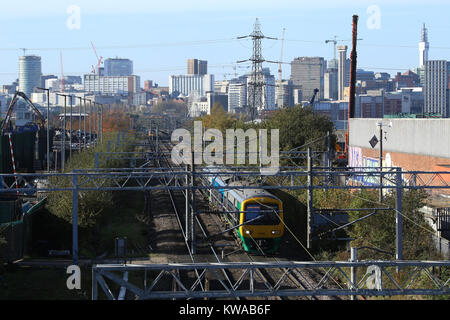 Una vista del centro della città skyline di Birmingham, Inghilterra, Uniited unito. Foto Stock