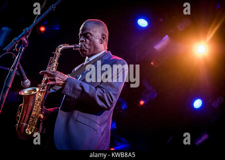 La American funk e soul il sassofonista jazz Maceo Parker esegue un concerto dal vivo presso il Danish music festival SmukFest 2016. Danimarca, 06/08 2016. Foto Stock