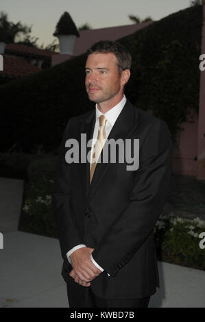 DELRAY Beach, FL - novembre 06: Scott Foley assiste il Chris Evert e Raymond James cocktail alla reception al Boca Raton Resort & Club il 6 novembre 2010 in Boca Raton, Florida. Persone: Scott Foley Foto Stock